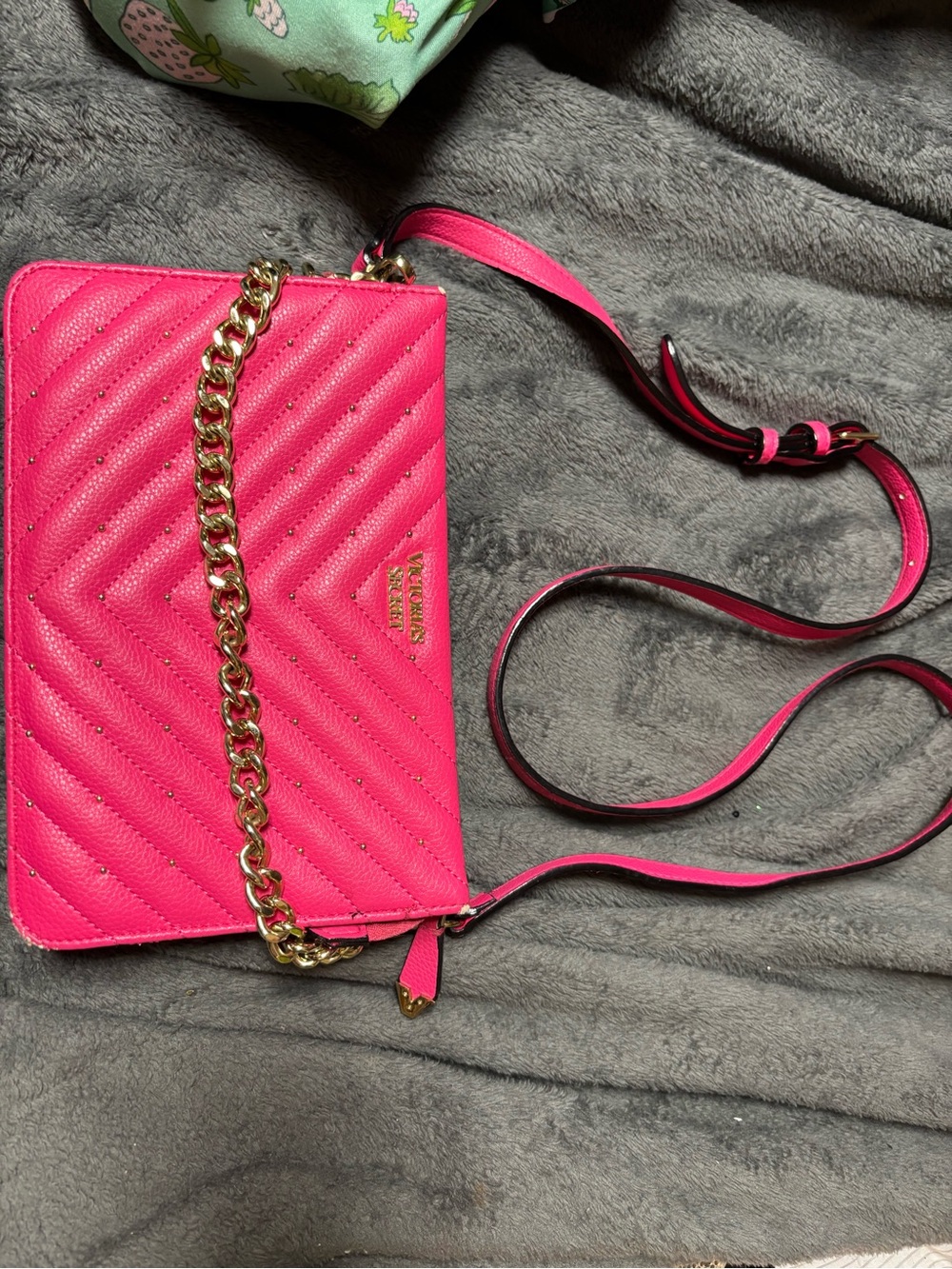 Victoria's Secret Hot Pink Quilted Crossbody with Gold Chain